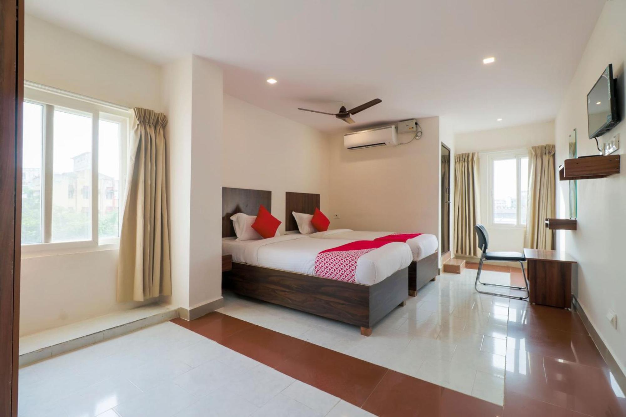 Hotel O Akshaya Elite Vijayawāda Exterior foto