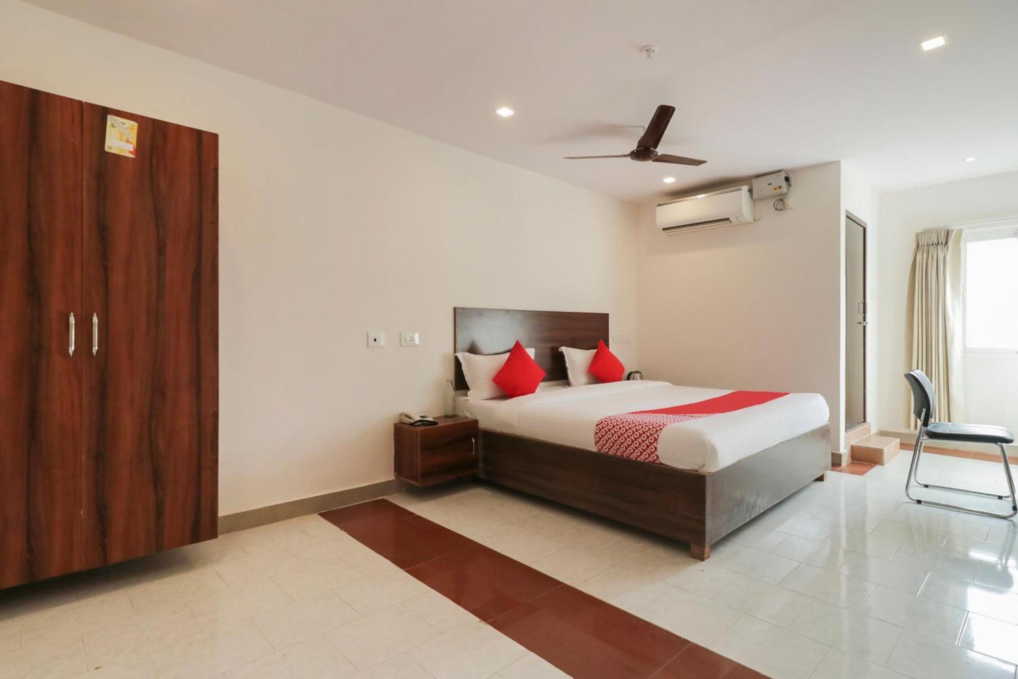 Hotel O Akshaya Elite Vijayawāda Exterior foto