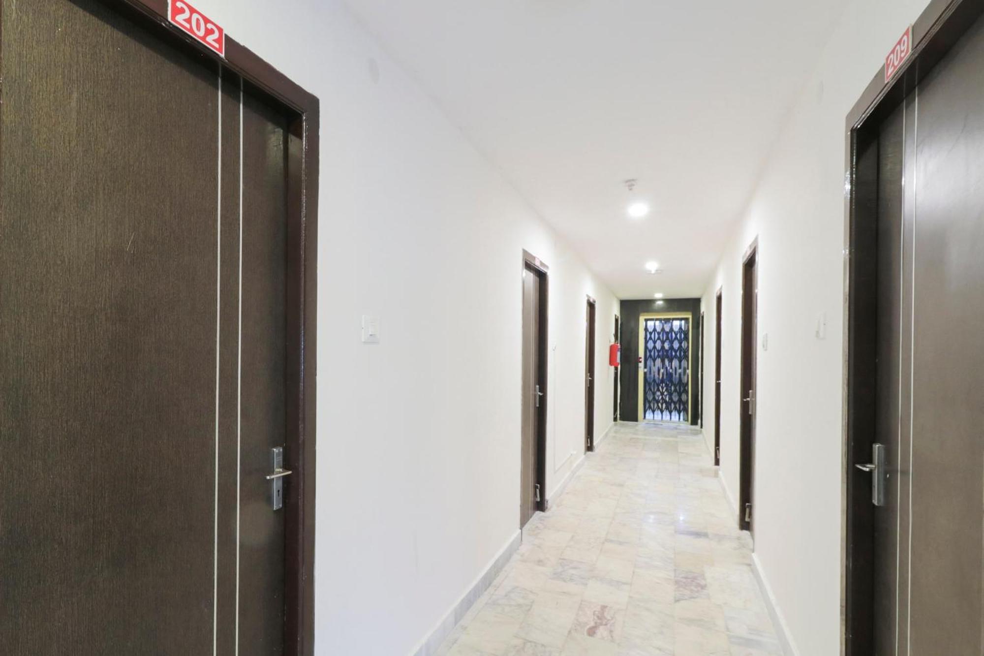 Hotel O Akshaya Elite Vijayawāda Exterior foto